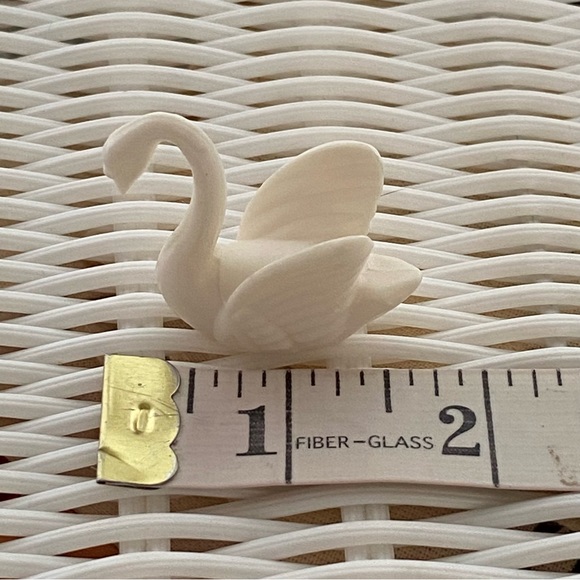 Set of 25 Off White Miniature Swan Decorations, Weddings, Party Supplies NWOT - Picture 15 of 17